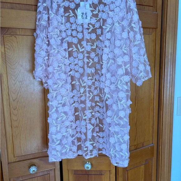 Anne Klein smock flowy lovely with flower embellishments. From TJ Maxx. - Picture 3 of 4